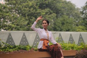jenis kebaya