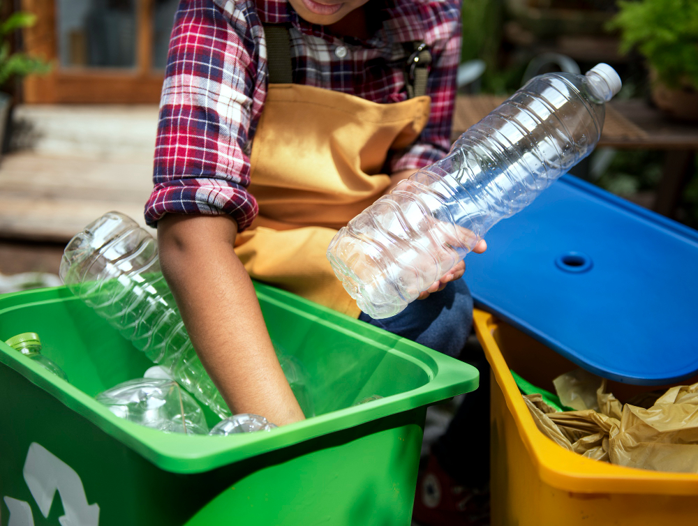 memilah sampah di rumah