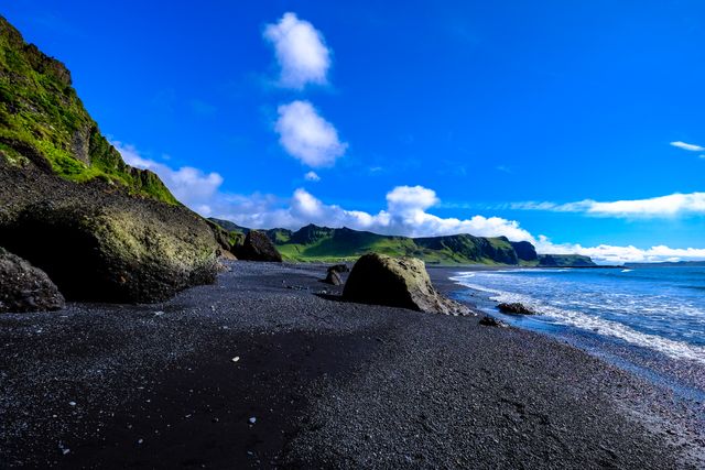 pantai unik di dunia